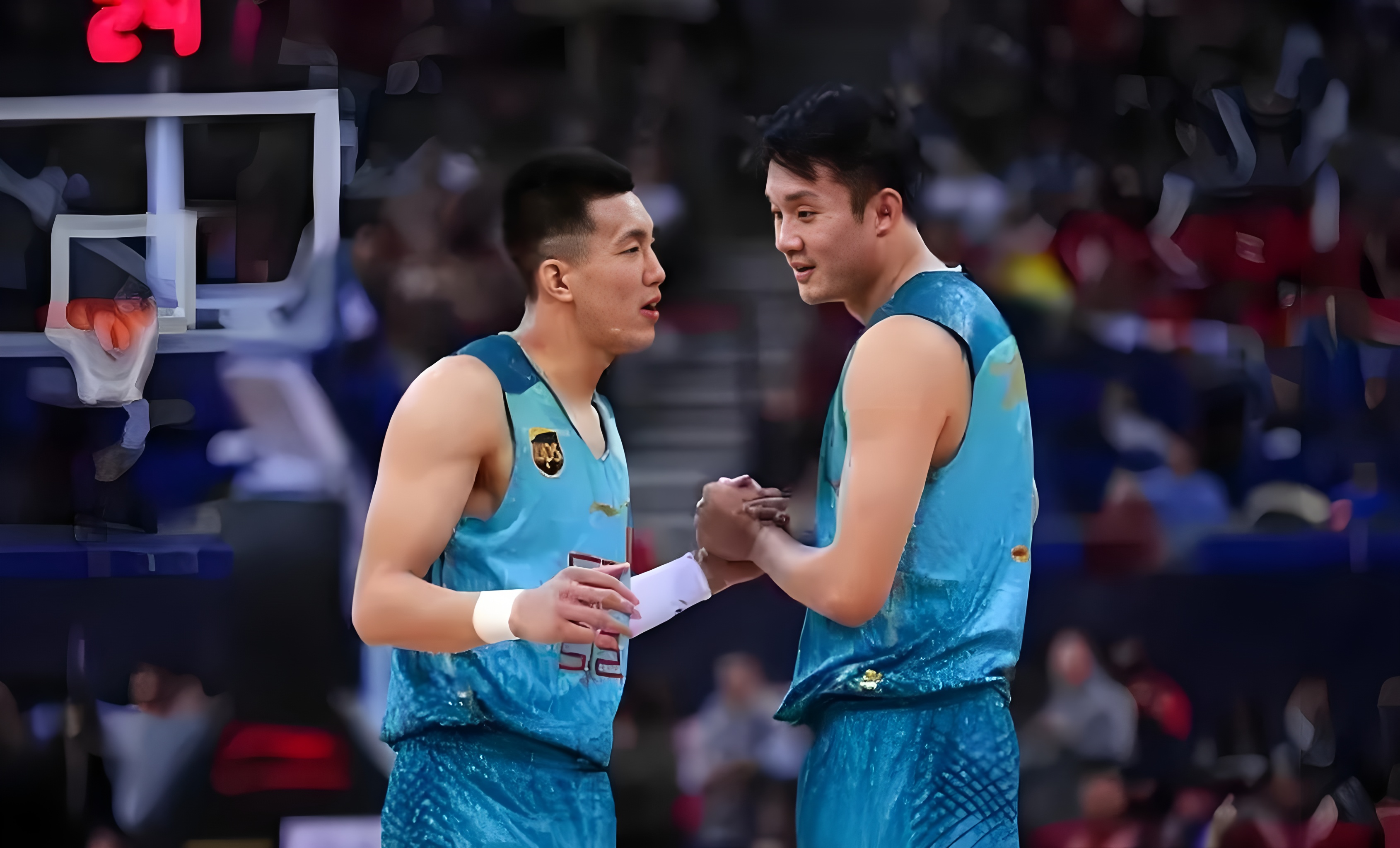 包含刚刚！新疆广汇手感冰凉备战NBA季后赛罗马今夜造点机会，今晚尼斯调整名单以备CBA常规赛的词条