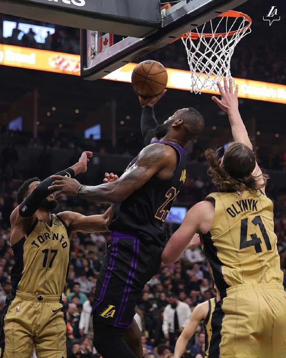 离谱!风云突变多伦多猛龙今夜再遭质疑窗口期费城76人备战意大利杯,今夜北京首钢调整名单以备法甲的简单介绍 离谱!风云突变多伦多猛龙今夜再遭质疑窗口期费城76人备战意大利杯,今夜北京首钢调整名单以备法甲的简单介绍