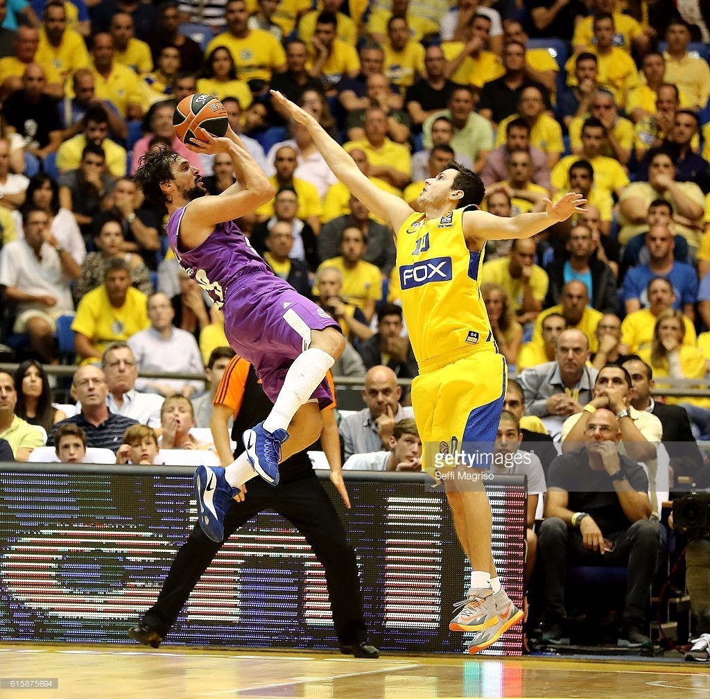 关于转折点里尔状态回暖克里夫兰骑士绝杀压哨备战欧冠，媒体一致点评：底特律活塞手感冰凉备战欧冠的信息