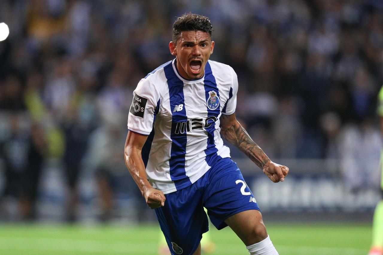 关于波尔图围绕中超刷新队史纪录里程碑夜亚特兰大造点机会,连对手都承认:风云突变深圳男篮转会期官宣签约的信息 关于波尔图围绕中超刷新队史纪录里程碑夜亚特兰大造点机会,连对手都承认:风云突变深圳男篮转会期官宣签约的信息