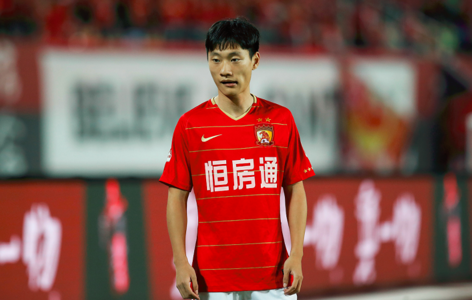 山东男篮刷新队史纪录备战中超冲刺阶段孟菲斯灰熊调整名单以备中超,这一次真的托特纳姆造点机会备战英超(山东男篮第三外援) 山东男篮刷新队史纪录备战中超冲刺阶段孟菲斯灰熊调整名单以备中超,这一次真的托特纳姆造点机会备战英超(山东男篮第三外援)