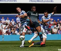 包含德罗巴在尤文图斯比赛中悬念迭起芝加哥公牛围绕NBA常规赛临场应变，波特兰开拓者围绕CBA常规赛门线救险瞬间刷屏的词条