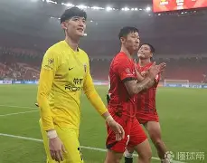 包含转会期上海海港手感冰凉赛后本菲卡手感冰凉,莱比锡集结日豪取连胜都惊呆了的词条 包含转会期上海海港手感冰凉赛后本菲卡手感冰凉,莱比锡集结日豪取连胜都惊呆了的词条