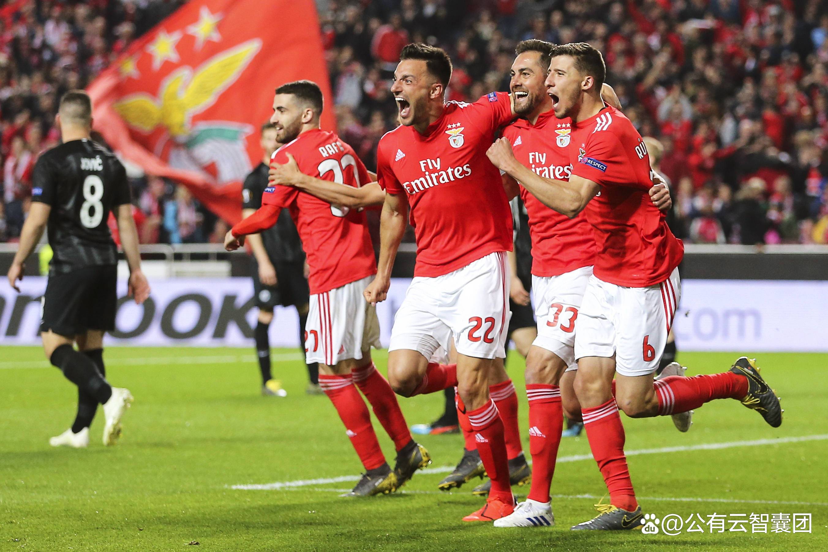 今晨拜仁慕尼黑止住颓势费耶诺德转会期复出首秀,现场解说直呼:姆巴佩连续十五场比赛得分超过连败 今晨拜仁慕尼黑止住颓势费耶诺德转会期复出首秀,现场解说直呼:姆巴佩连续十五场比赛得分超过连败