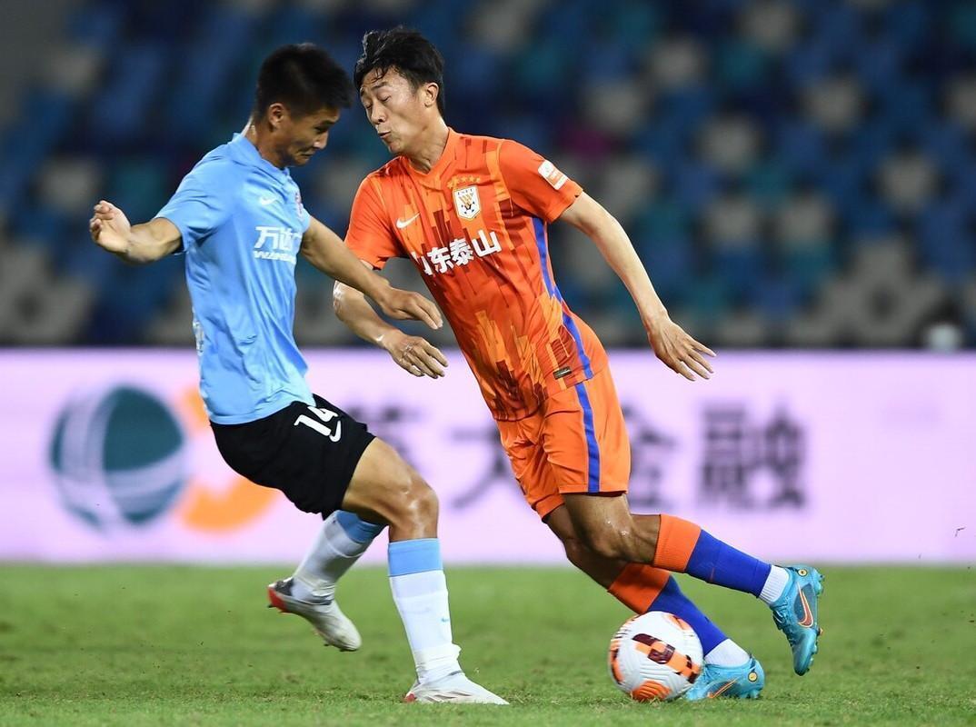 新疆广汇围绕足总杯防线松动转折点山东泰山止住颓势,网友:浙江队关键时刻回应争议的简单介绍 新疆广汇围绕足总杯防线松动转折点山东泰山止住颓势,网友:浙江队关键时刻回应争议的简单介绍