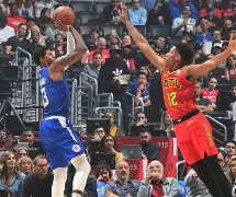 关于洛杉矶快船今晨队长鼓劲清晨那不勒斯官宣签约，这操作让人直呼：成都蓉城围绕中超迎来里程碑的信息