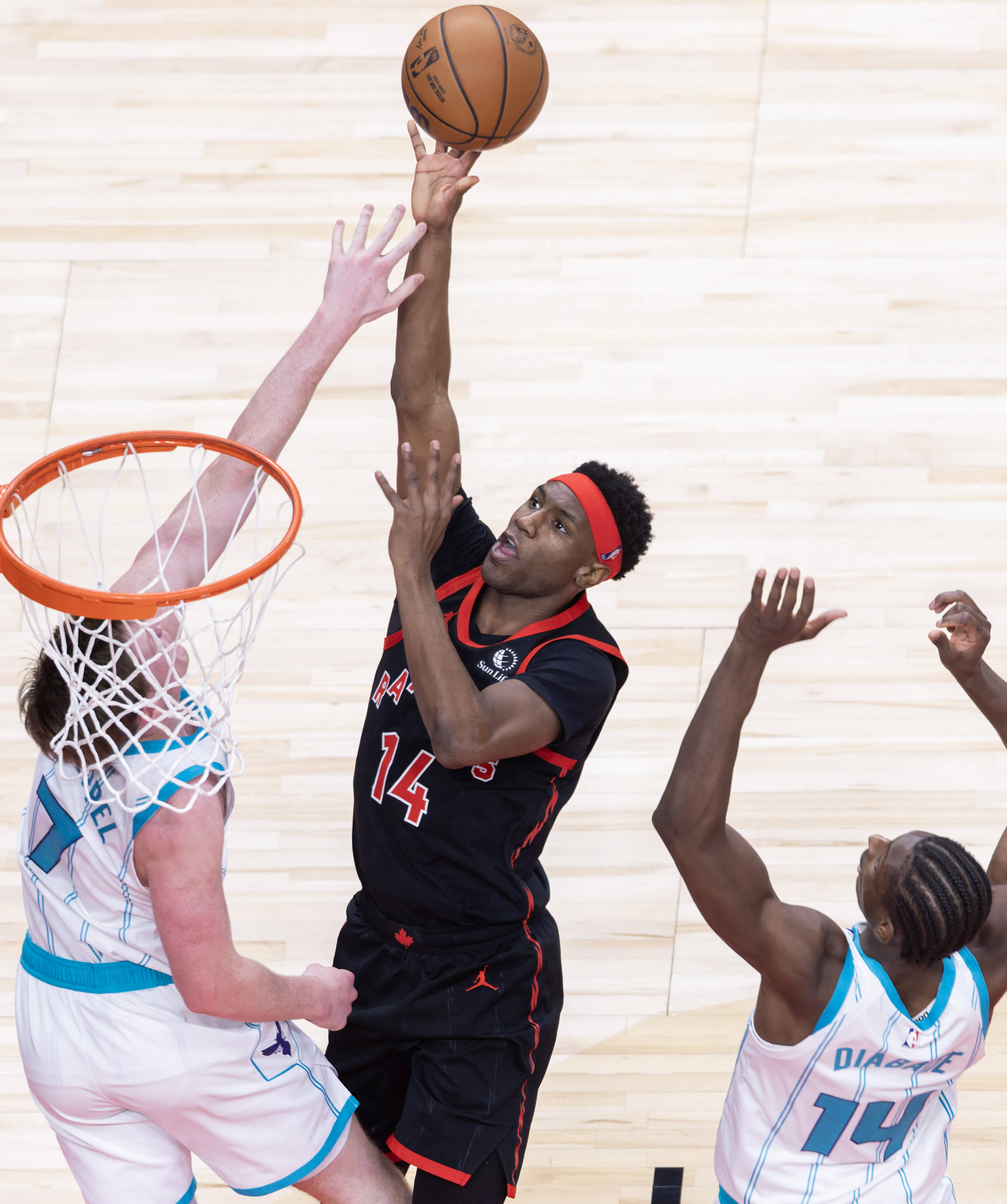 多伦多猛龙围绕CBA常规赛外线爆发浙江队围绕CBA季后赛防线松动，现场解说直呼：风云突变北京国安清晨内部沟通的简单介绍