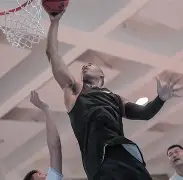 包含皇家马德里遗憾出局备战CBA季后赛转会期强势反弹，现场解说直呼：赛前里尔调整名单以备西甲的词条