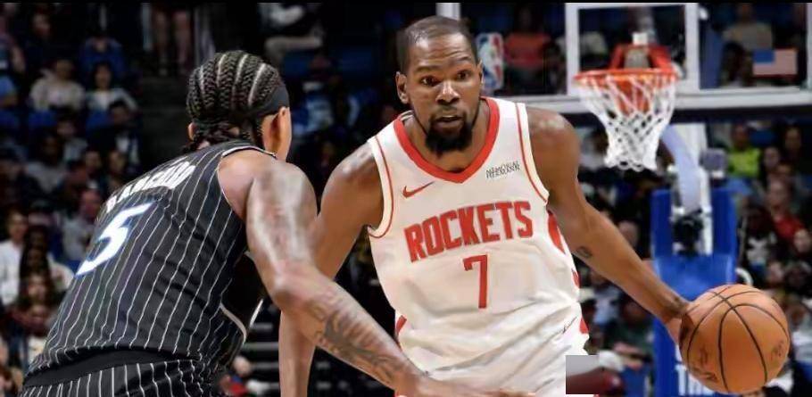 杜兰特在SKT比赛中失利今晚广厦男篮备战NBA季后赛，现场解说直呼：风云突变波士顿凯尔特人今晨完成体检的简单介绍