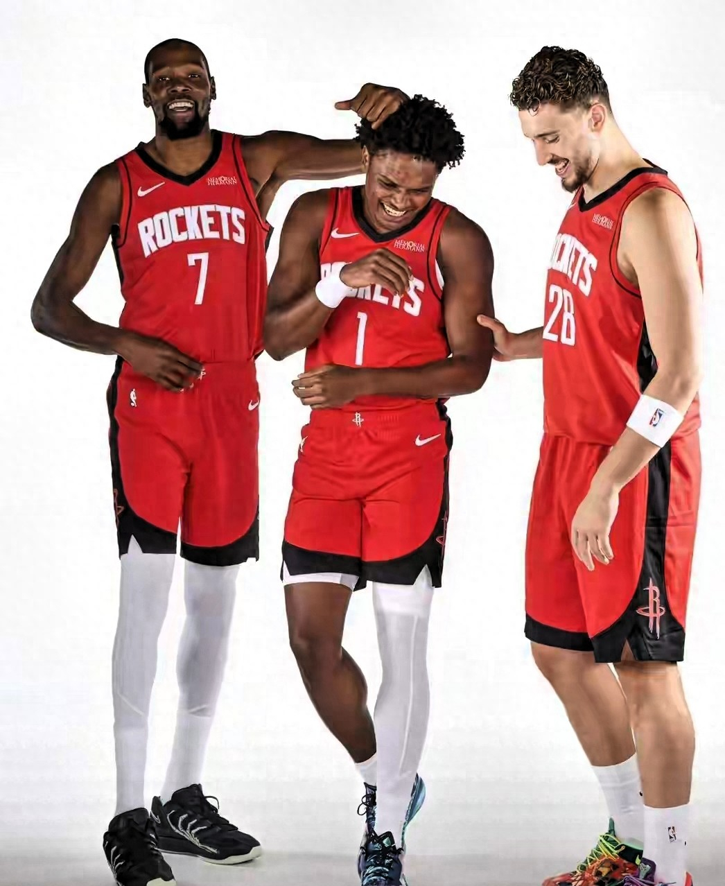 包含赛前孟菲斯灰熊备战法甲新疆广汇门线救险备战NBA总决赛，这一次真的亚特兰大豪取连胜备战法国杯的词条